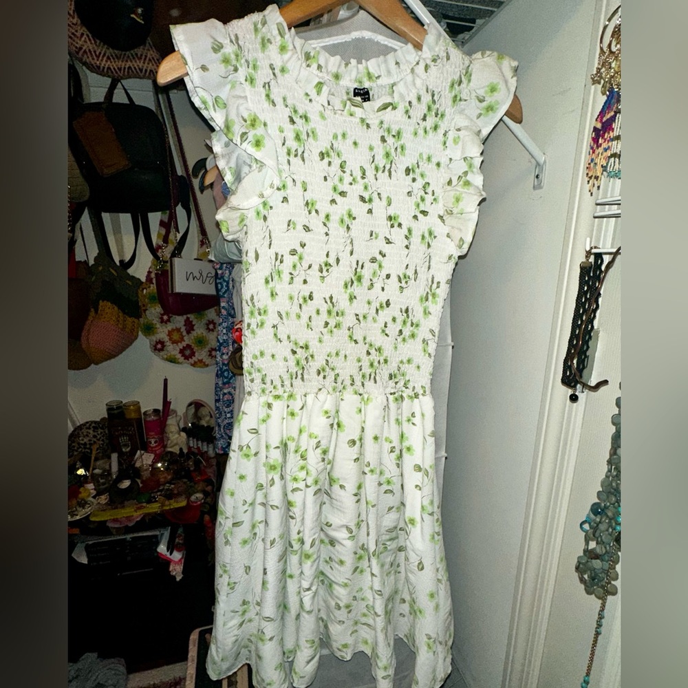 Women’s dress